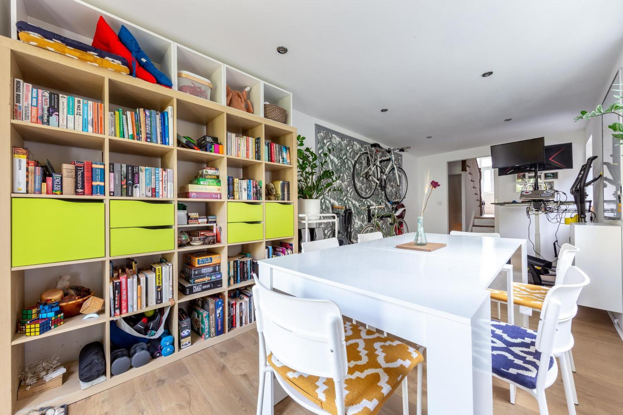 Chic Semi-detached House With A Private Garden, Se Casa vacanze *